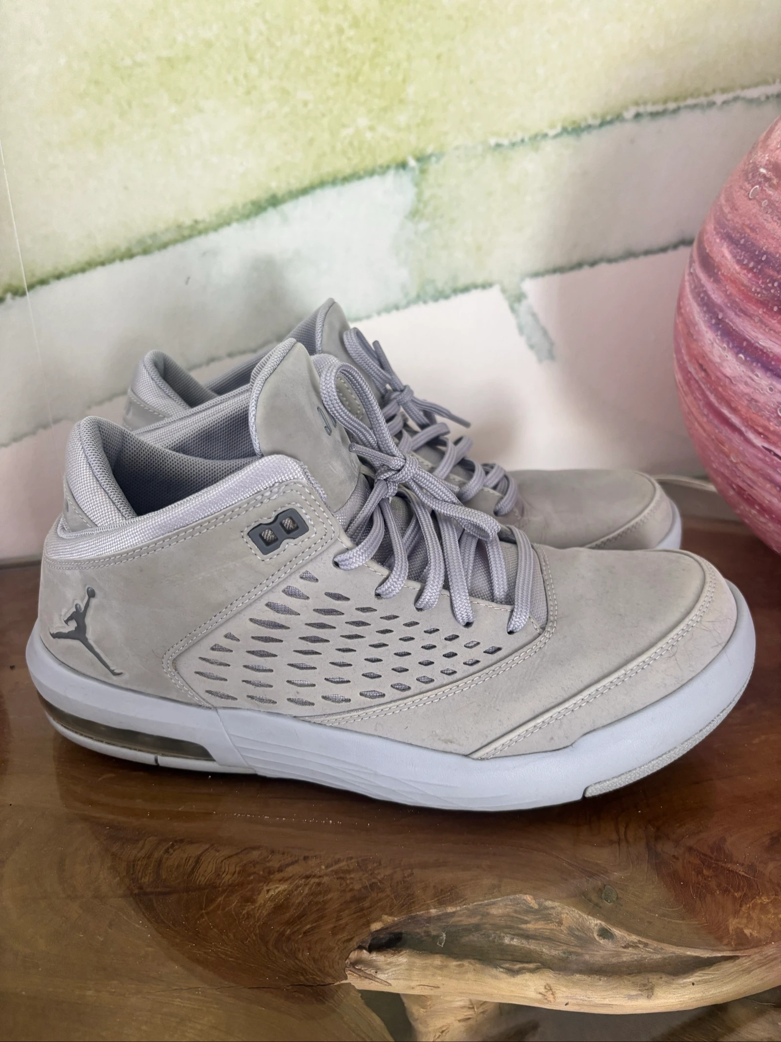 Baskets Jordan gris homme 43